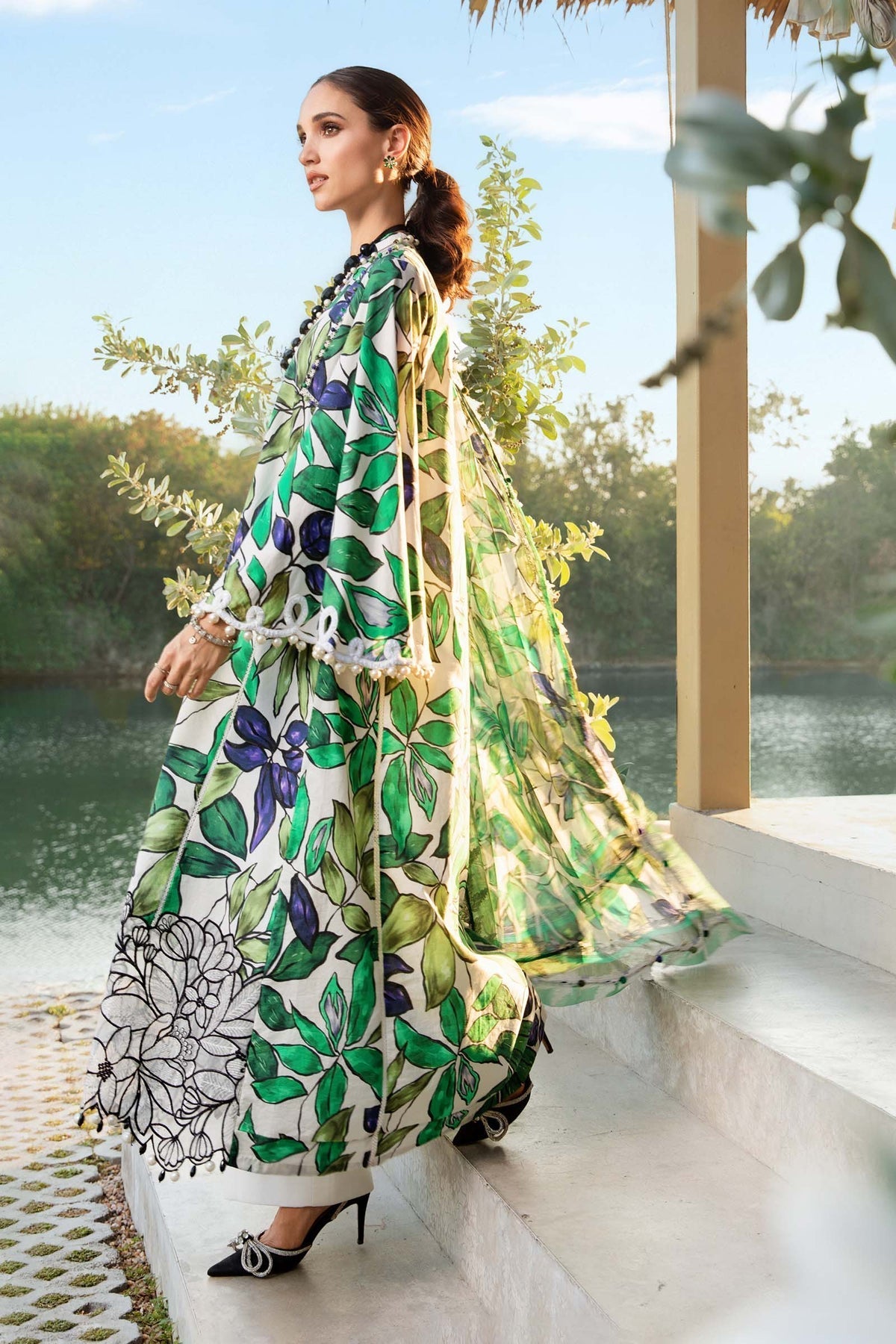 M.PRINTS 3 PIECE UNSTITCHED EMBROIDERED LAWN SUIT MPT-2505-A