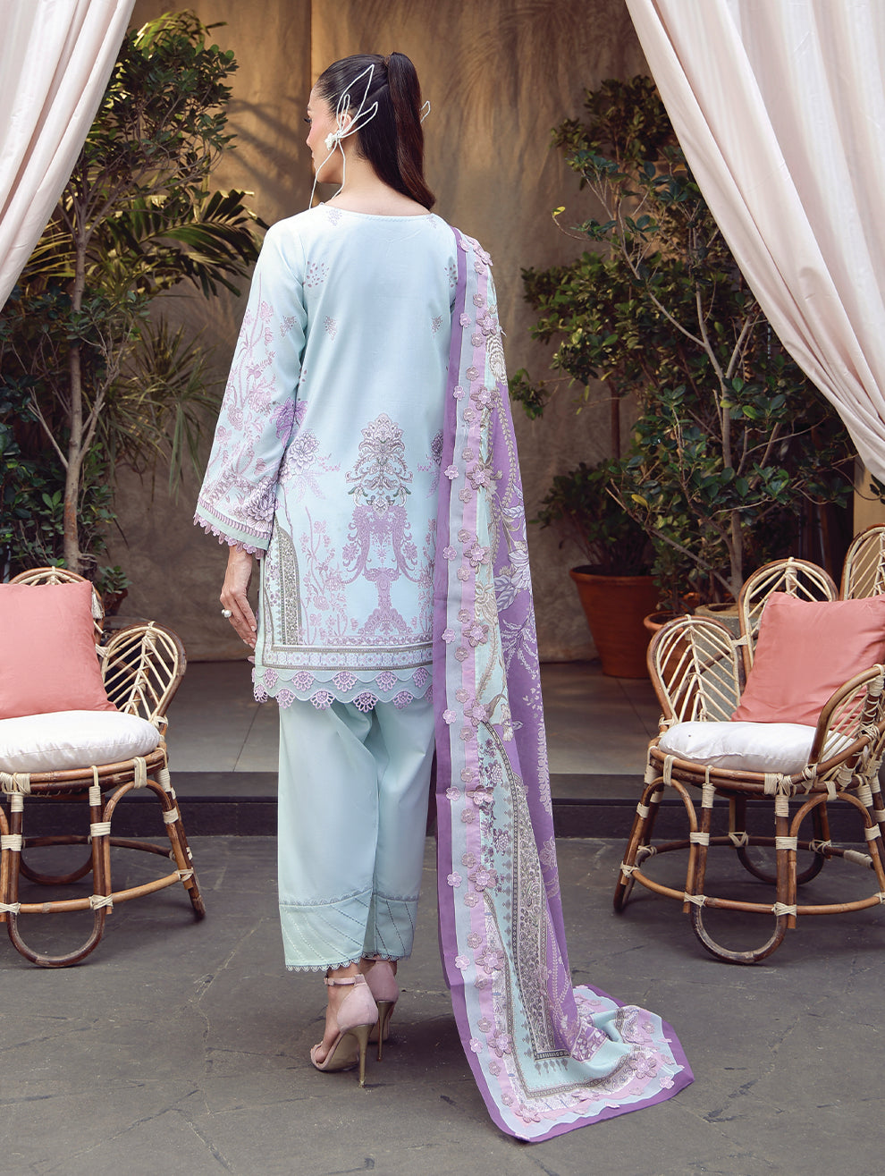 URBANE EMBROIDERED 20952