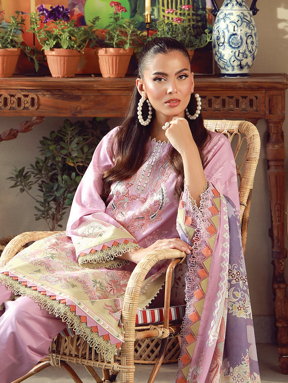 URBANE EMBROIDERED 20958