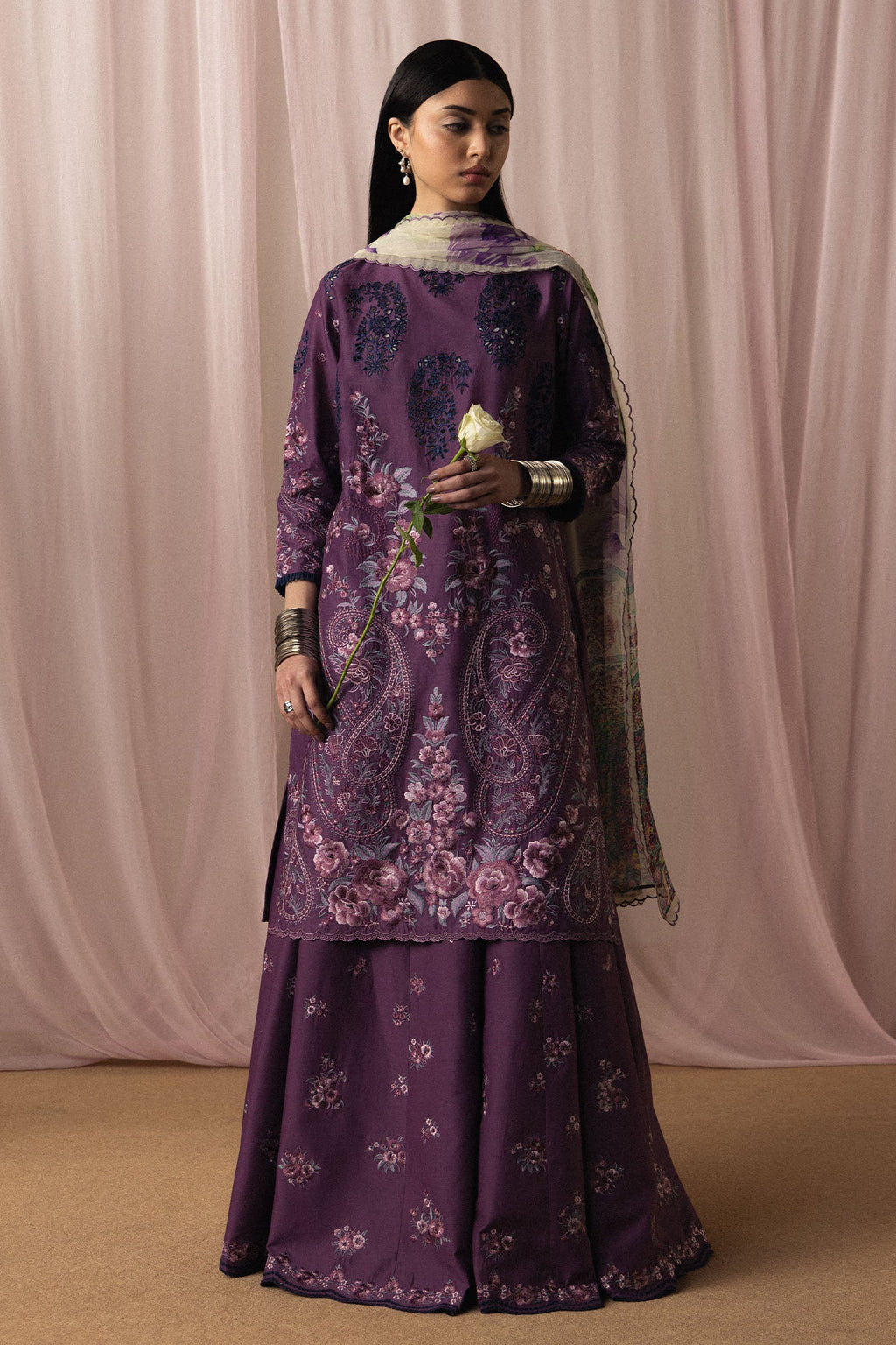 ZARA SHAHJAHAN Sumire-D2
