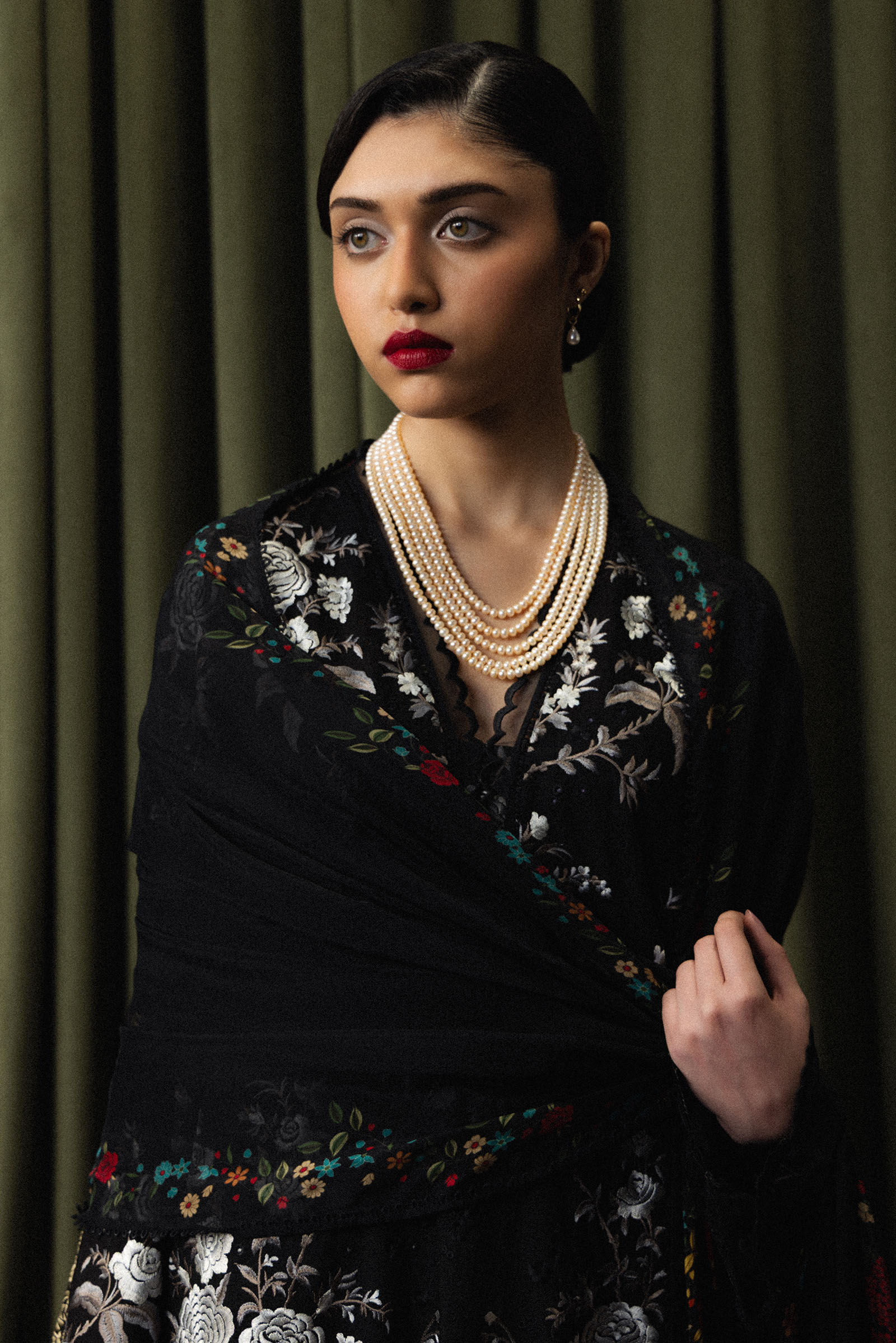 ZARA SHAHJAHAN Takumi-D10