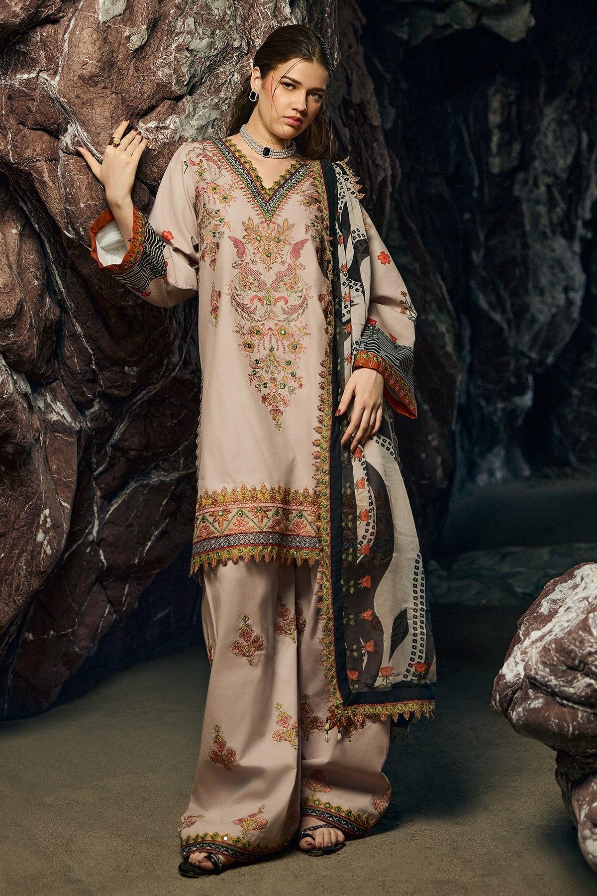 CHARIZMA 3-PC Unstitched Embroidered Lawn Collection CSN6-07