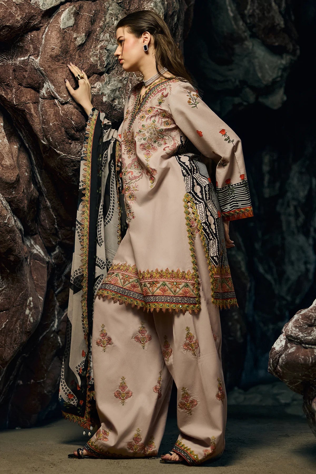 CHARIZMA 3-PC Unstitched Embroidered Lawn Collection CSN6-07