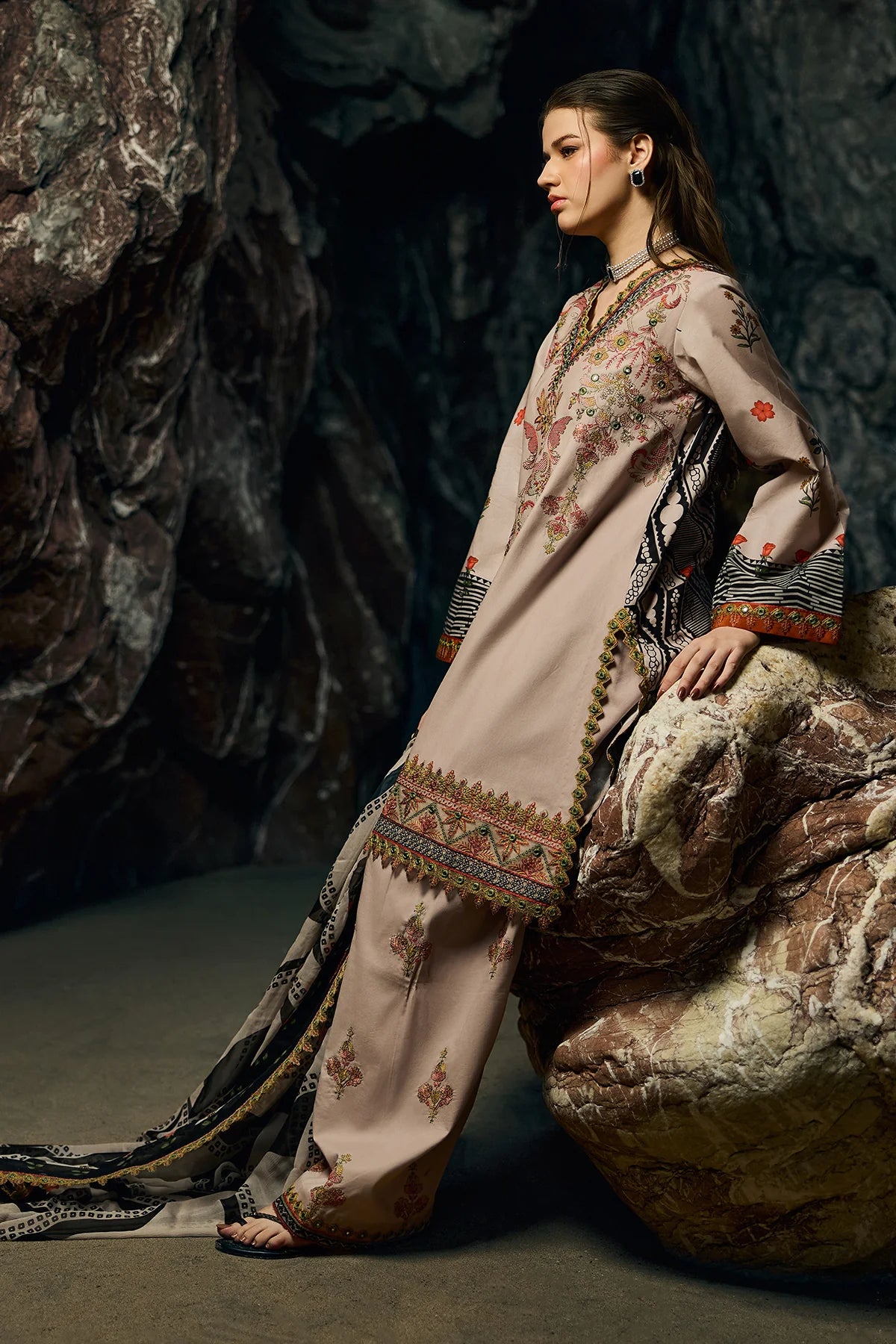 CHARIZMA 3-PC Unstitched Embroidered Lawn Collection CSN6-07