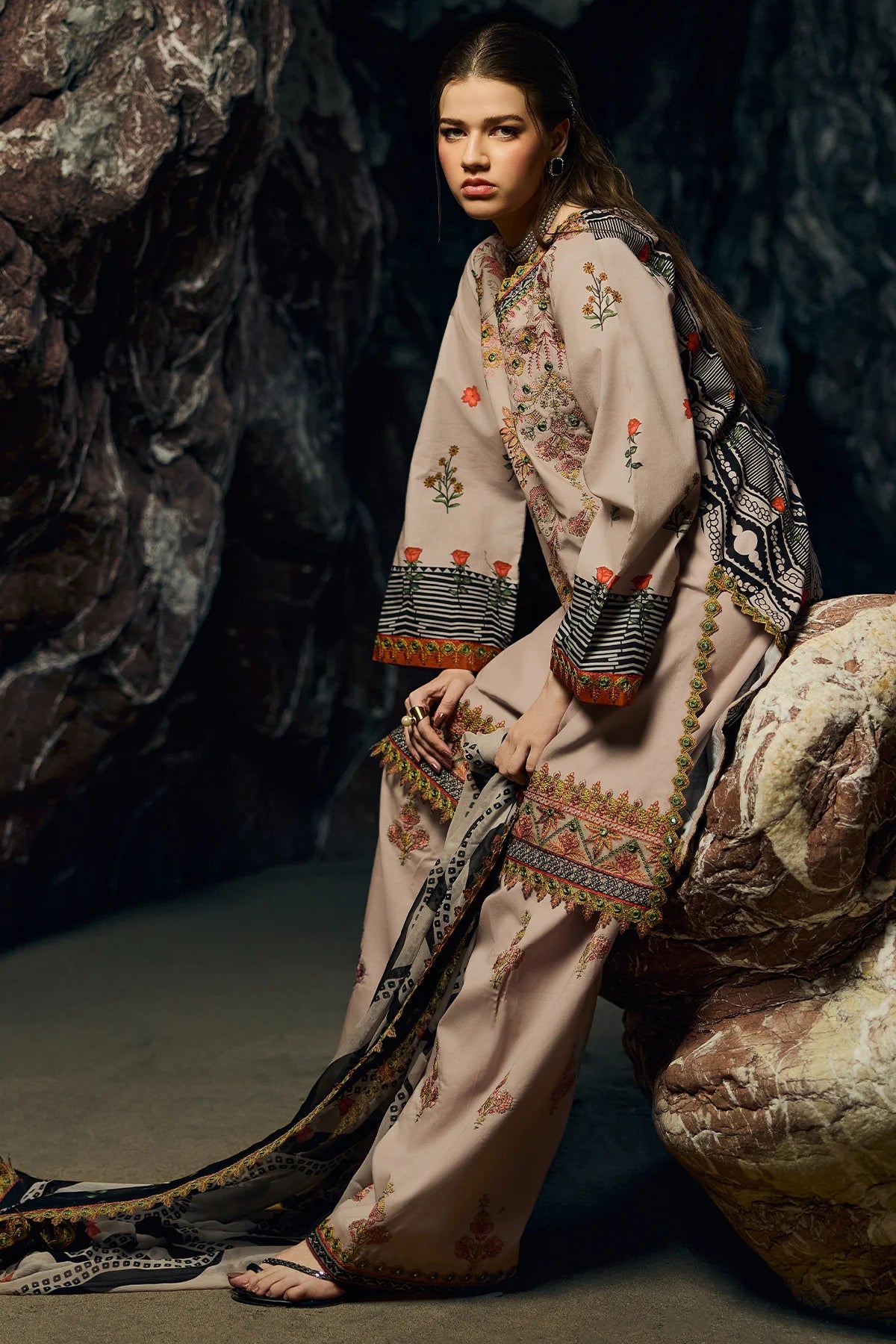 CHARIZMA 3-PC Unstitched Embroidered Lawn Collection CSN6-07