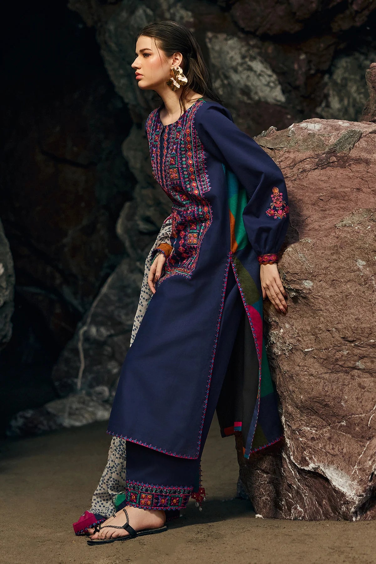 CHARIZMA 3-PC Unstitched Embroidered Lawn Collection CSN6-04