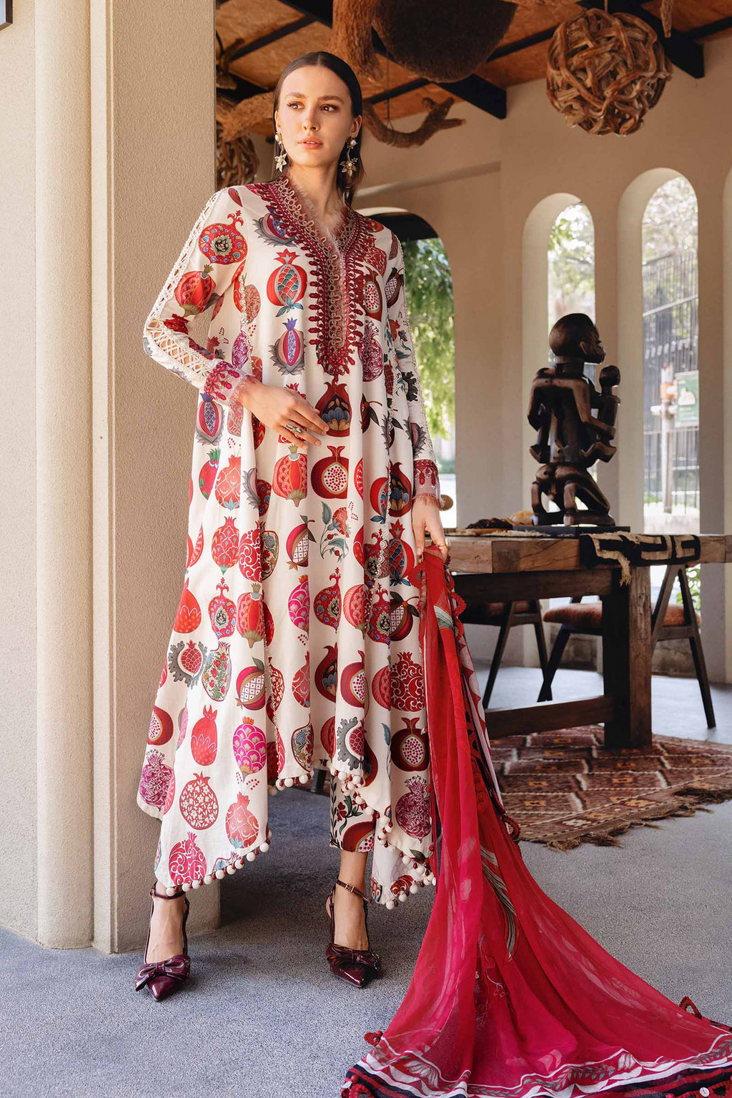 M.PRINTS 3 PIECE UNSTITCHED EMBROIDERED LAWN SUIT MPT-2903-A