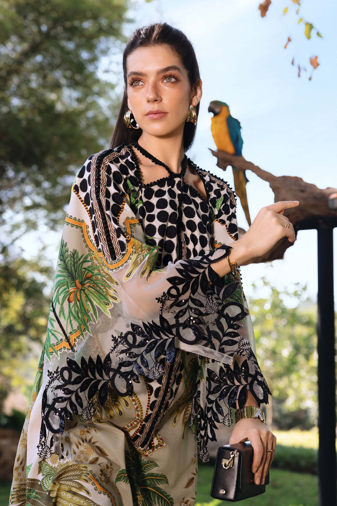 M.PRINTS 3 PIECE UNSTITCHED EMBROIDERED LAWN SUIT MPT-2905-A